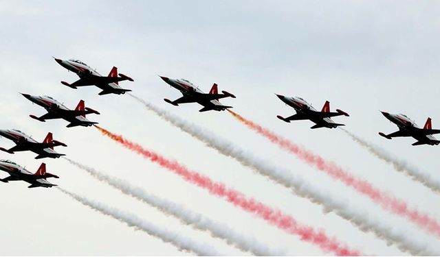 Ankara semaları şaha kalkacak! 30 Ağustos’ta SoloTürk’ün nefes kesecek gösterisi için geri sayım başladı