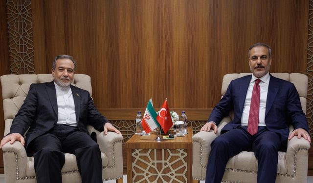 Hakan Fidan, Cidde'de yoğun diplomasi trafiği yürütüyor