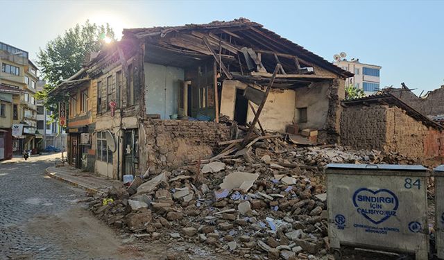 Dayanıklı olmadığını düşünüyorum