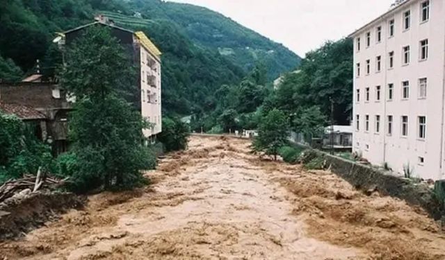 Trabzon'da felakette hayatını kaybedenler anıldı