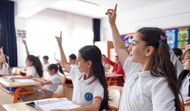 Birinci sınıflar ne zaman başlıyor? İlkokul uyum haftası nedir, ne zaman yapılır, faydaları nelerdir?