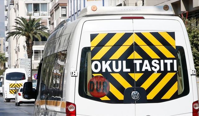 İzmir’de okul servis ücretlerine dev zam! Veliler şokta: İşte yeni tarife listesi