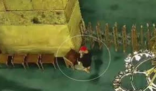 Ayasofya’yı neden yakmak istedi? Elinde İncil vardı!