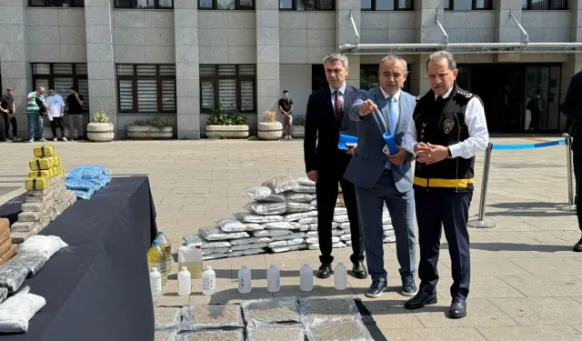 İstanbul'da tonlarca yasaklı madde ele geçirildi: 20 kişi tutuklandı