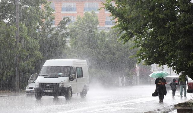 Ankara'da yağmur başladı, Valilik vatandaşları uyardı!