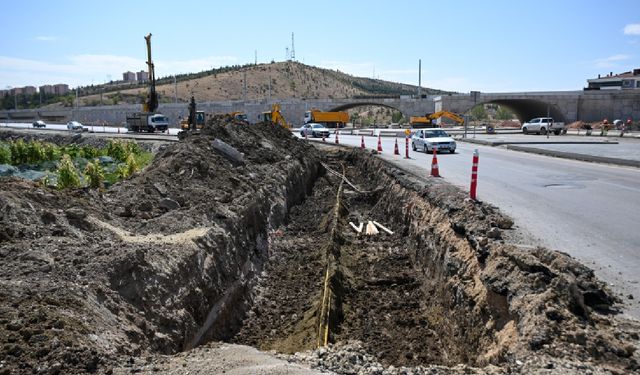 Ankara'daki yol çalışmaları trafiği olumsuz etkiledi