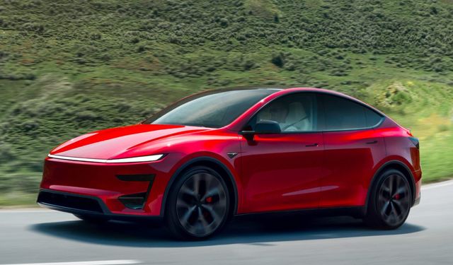 Spor otomobilleri kıskandıran SUV! Tesla Model Y Performance Türkiye’de görücüye çıktı