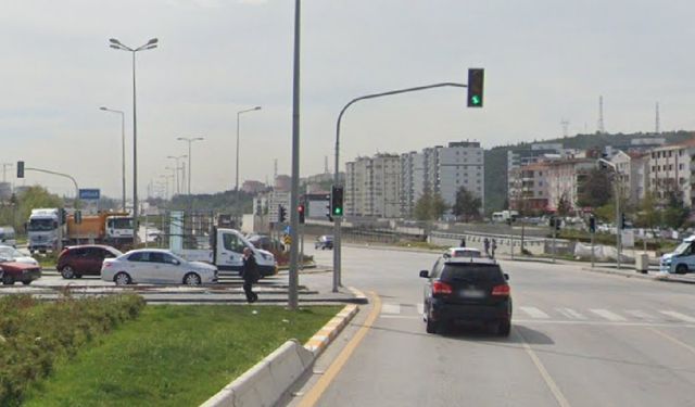 Yenikent köprülü kavşak çalışması başladı: ABB alternatif yön açıklaması yaptı