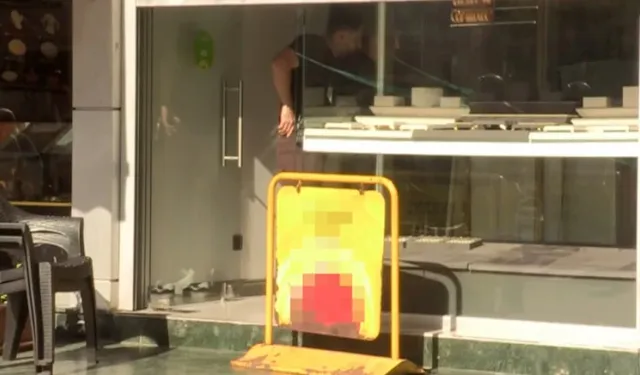 Antalya’da film gibi kuyumcu soygunu: 4 kilo altın çaldılar