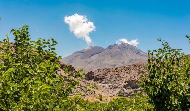 Taftan Yanardağı yeniden sınıflandırıldı: Bilim insanları “uyuyan dev” diyor