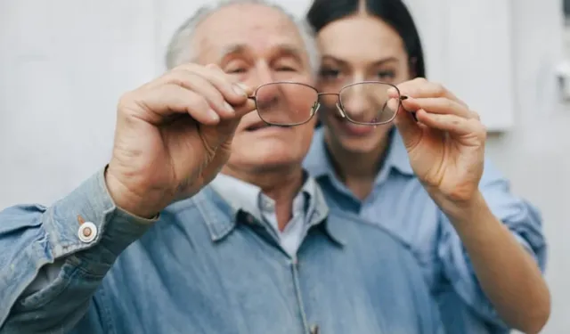 Gözlerdeki küçük belirtiler ciddi hastalıkların habercisi olabilir