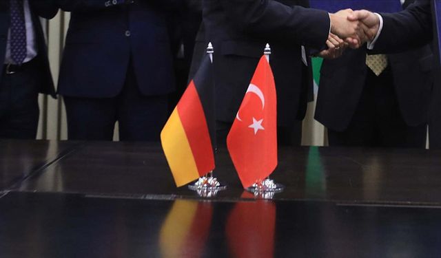 Almanya: Türkiye, birçok siyasi konuda muhatap olarak önemli rol oynuyor