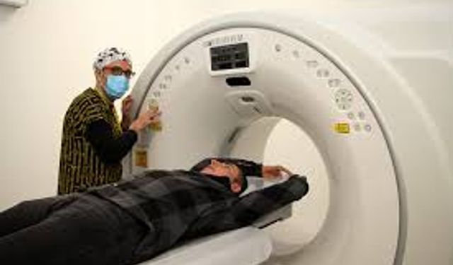 Bilgisayarlı tomografi (BT) nedir, neden çekilir? Bilgisayarlı tomografi zararlı mı, hamileler için riskli mi?