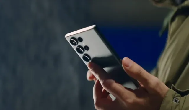Samsung dört popüler modeline veda etti