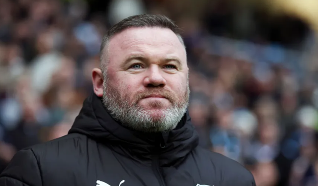 Rooney maçtan sonra Slot'u eleştirdi: 'Gidin kendiniz halledin'
