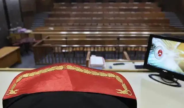 Antalya’da babasını bıçaklayarak öldürmüştü! İndirimsiz ağırlaştırılmış müebbet verildi!