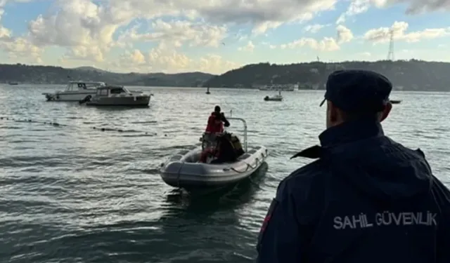 İstanbul Boğazı'nda balıkçılar fark etti: Erkek cesedi sudan çıkarıldı