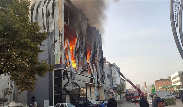 Kocaeli’deki küle dönen parfüm fabrikasının görüntüleri ortaya çıktı