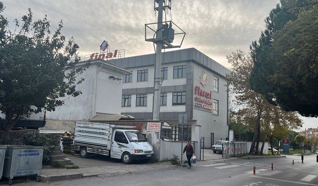 Kocaeli’de liseli 14 öğrenci kantin tavuğundan zehirlendi!
