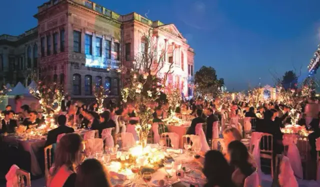 Saray düğününde ne giyilir? Gösterişli ve zarif kombin önerileri