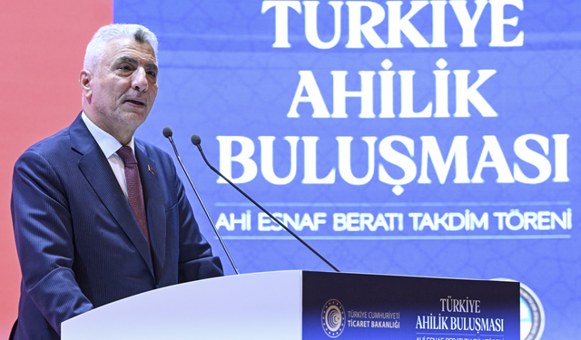 Bakan Bolat: 'Esnafa 23 yıldır yüzde 50 hazine sübvansiyonlu kredi sağlıyoruz'