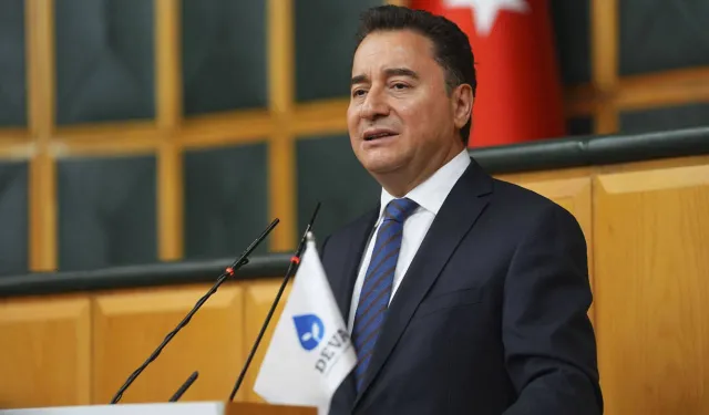 AK Partili bir bakandan Ali Babacan’a ‘Mirasınızı yiyoruz yiyoruz bitmiyor’