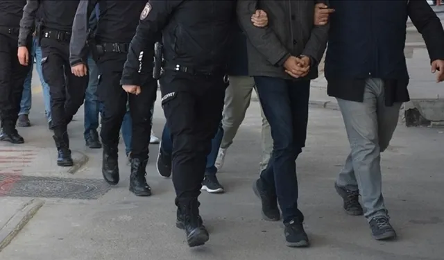 Ankara’da eğlence mekanlarına şafak operasyonu: 55 şüpheli tutuklandı!