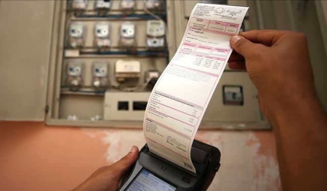 Bakan Bayraktar sinyali verdi! Elektrikte yeni düzenleme kapıda: "Bir kademe daha düşürebiliriz"