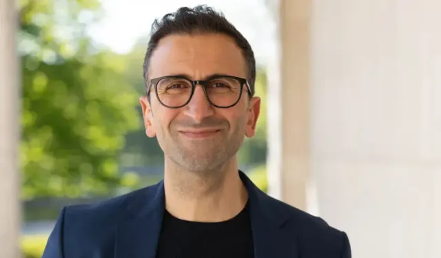 Baskılara yılmadı: Almanya’nın ikinci Türk Belediye Başkanı Samet Yılmaz oldu!