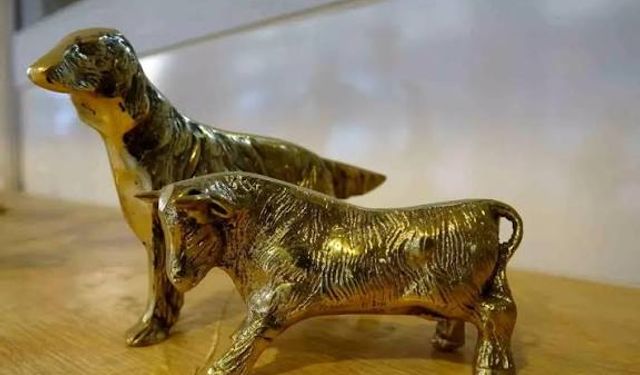 Eşine yardım için başladı sanatçı oldu