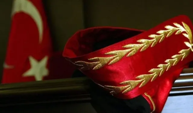 Anayasa Mahkemesi'nden hakim ve savcı yardımcıları kararı