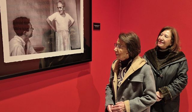 "Rengin Hafızası, Fırçanın Ruhu " sergisine özel ziyaret