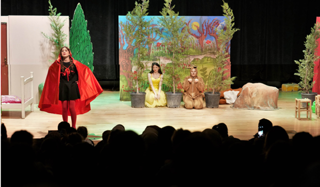 “Kırmızı Başlıklı Kız” müzikali yoğun ilgi gördü