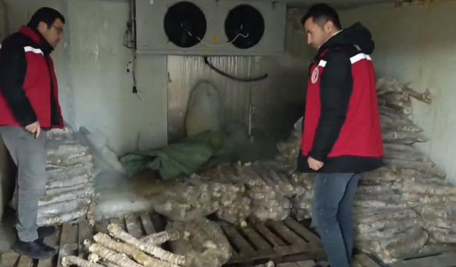 Manisa’da gıda skandalı: 4 milyon liralık bozuk kokoreç ele geçirildi!