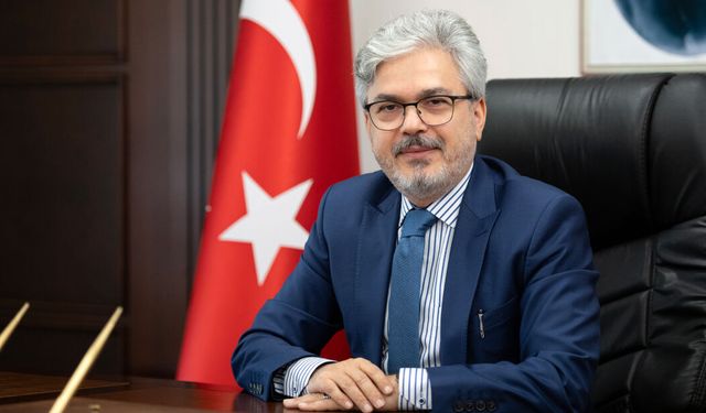 Eğitimde iş birliği adımı! Yelkenci Bosna'da 'Türkiye Yüzyılı Maarif Modeli'ni anlattı: Bağlar güçlendirilmeli