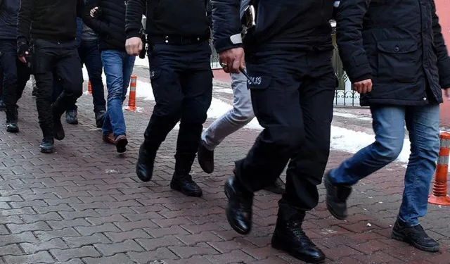 Afyon merkezli operasyon: Kırmızı bültenli isimler tutuklandı