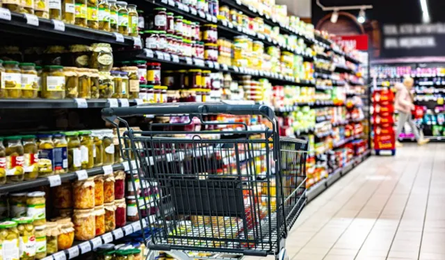 TÜİK verileri belli oldu: Zengin daha zengin, yoksul yerinde sayıyor!