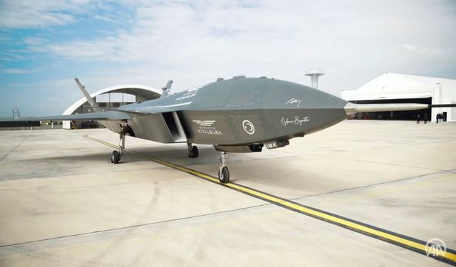 Bayraktar KIZILELMA’nın performans test uçuşu tamamlandı