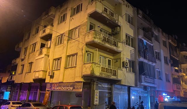 Alaşehir’de sabah alarmı: Apartmanın son katında yangın