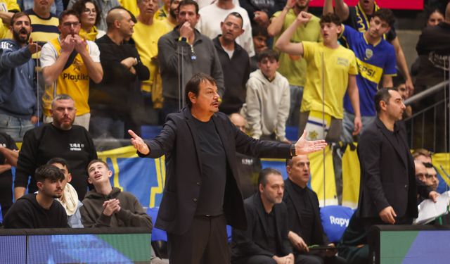 İsrailli taraftarlar Ergin Ataman'a küfür etti