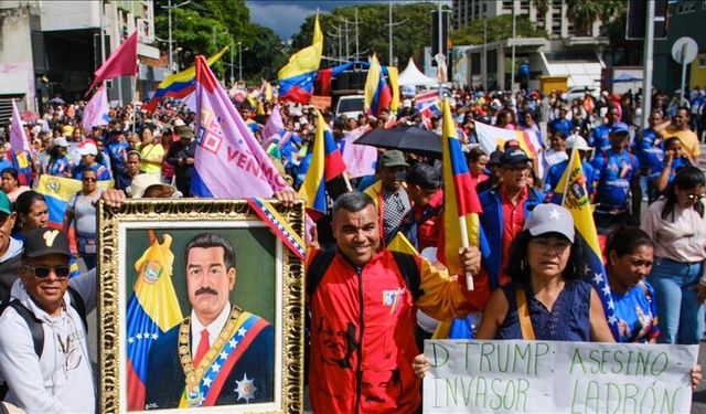 Maduro'ya destek yürüyüşü: Venezuela’da binlerce kişi sokağa döküldü