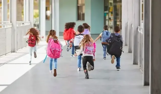 16 Nisan 2026'da okullar tatil mi? Yarın okullar tatil mi?