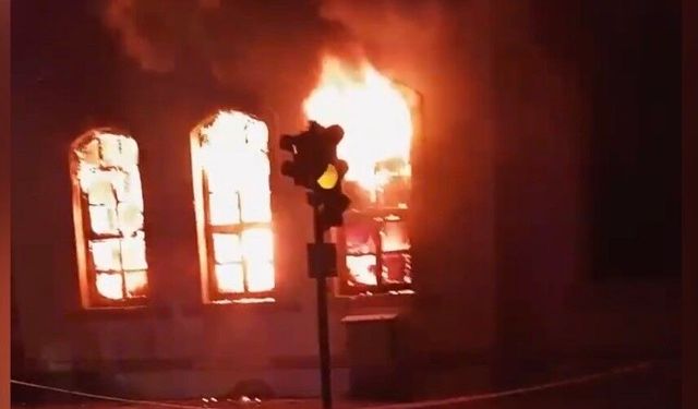 Bahçeli’nin okuduğu 115 yıllık okulda yangın