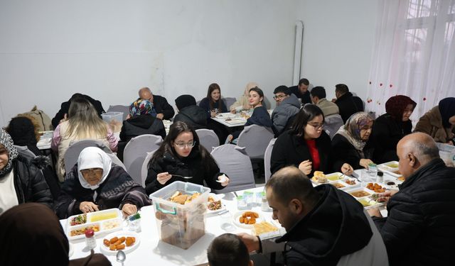 Bu köyde evlerde iftar sofrası kurmak "yasak"
