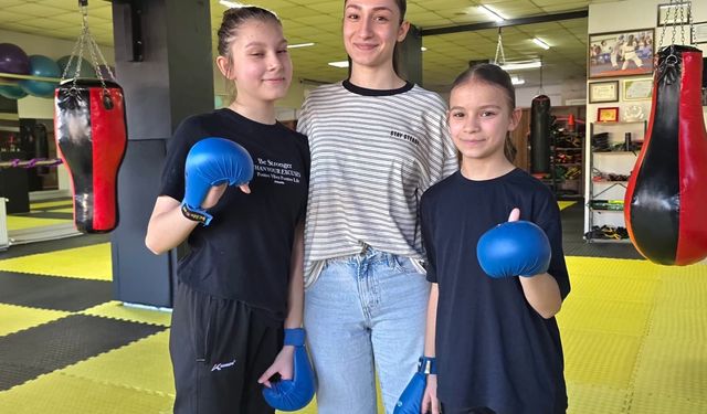 Türkiye ve Balkan şampiyonu memleketinde minik karatecilerle buluştu