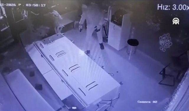 Kayseri'de forkliftle kuyumcuya giren ve eşekle kaçan hırsızlık zanlısı tutuklandı