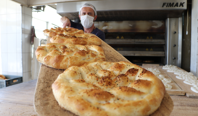 Ramazan pidesi 30 TL'den satılacak!