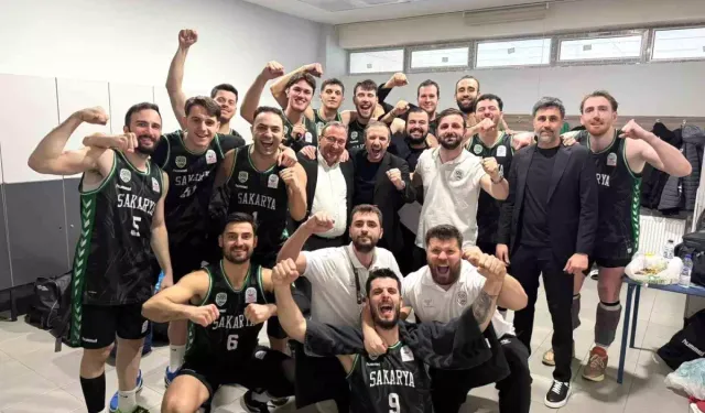 Sakarya temsilcisi play-off biletini Ankara'da kaptı
