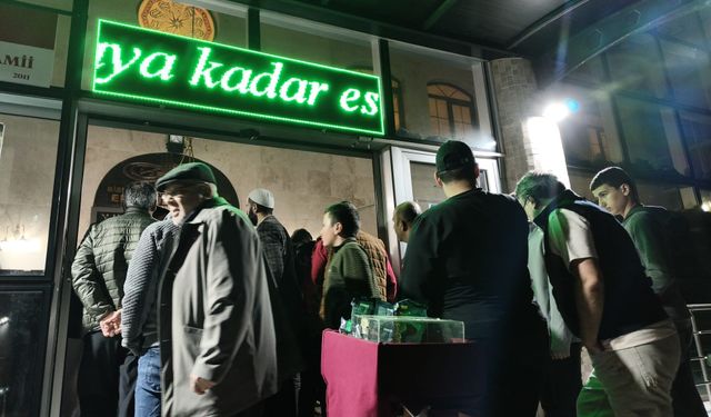 Aydın'da Kadir Gecesi camileri doldurdu