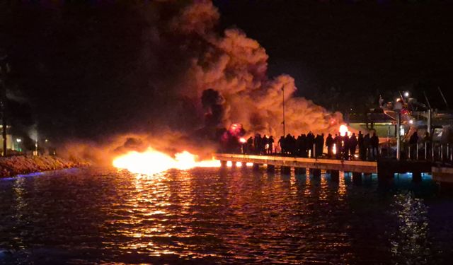 Bodrum marinada tekneler alevlere teslim